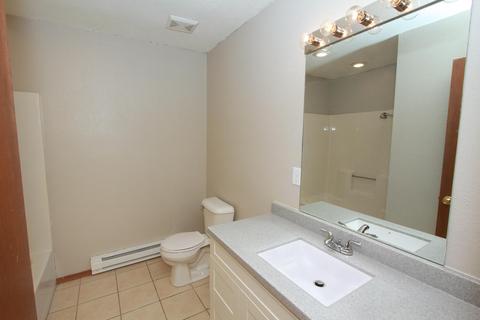784 S Olive St, Marshfield, MO 65706 photo 10