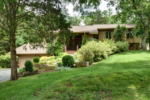 5369 S Timberlake Dr, Springfield, MO 65804 photo 1