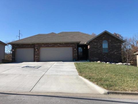 4395 N Katrina Ave, Springfield, MO 65803 photo 1