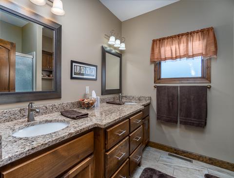 561 E Katella Cir, Nixa, MO 65714 photo 20