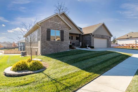 561 E Katella Cir, Nixa, MO 65714 photo 2