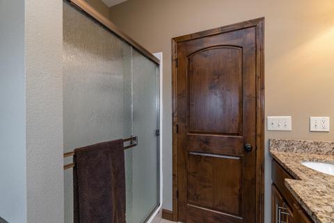 561 E Katella Cir, Nixa, MO 65714 photo 46