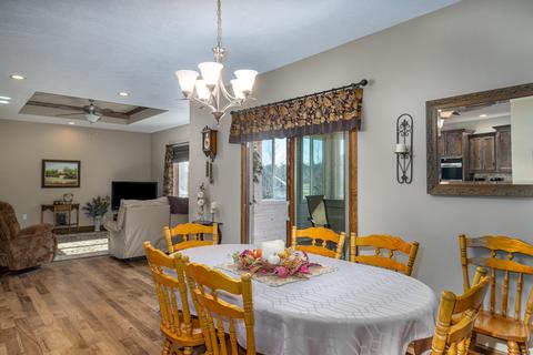 561 E Katella Cir, Nixa, MO 65714 photo 6