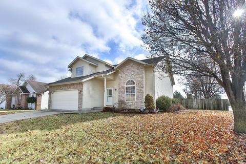 1320 W Mcguffey St, Ozark, MO 65721 photo 1
