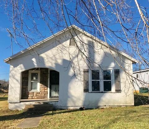 613 Patton, Cabool, MO 65689 photo 1