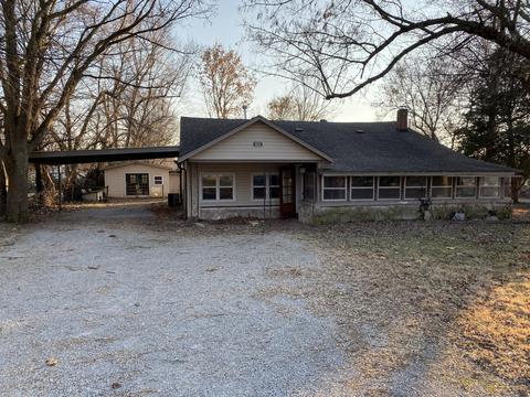 3232 W Lombard St, Springfield, MO 65802 photo 1