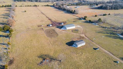853 E Dade 166, Everton, MO 65646 photo 1