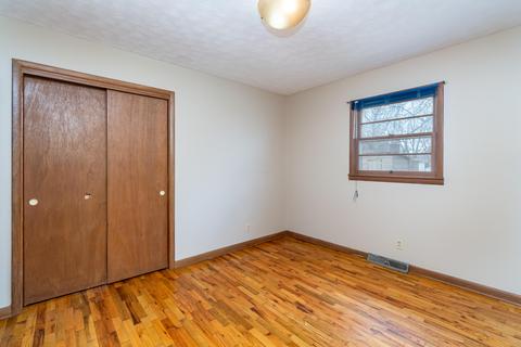 1945 S Saint Charles Ave, Springfield, MO 65804 photo 20