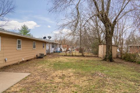 1945 S Saint Charles Ave, Springfield, MO 65804 photo 25