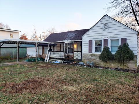 1626 W Thoman St, Springfield, MO 65803 photo 1