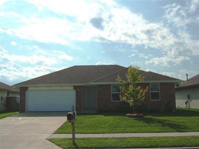 3226 W Webster St, Springfield, MO 65803 photo 1