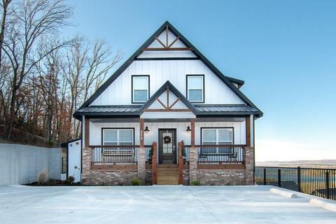 200 Chateau Hilltop Dr, Branson, MO 65616 photo 1