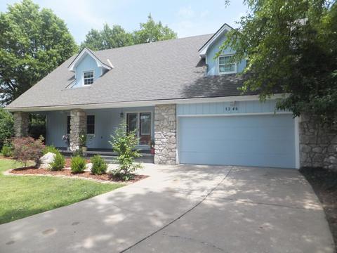 1346 S Raintree Pl, Springfield, MO 65809 photo 1