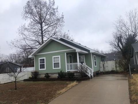 1926 E Laurel St, Joplin, MO 64801 photo 1