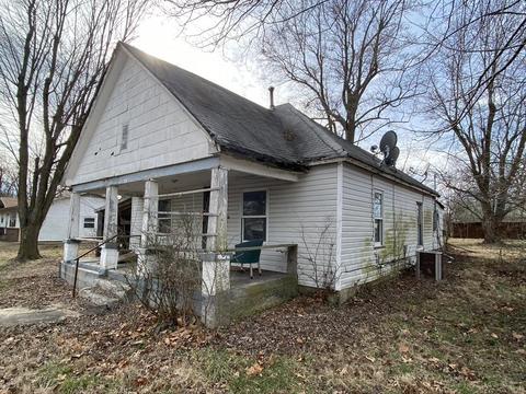 801 S Hudson Ave, Aurora, MO 65605 photo 1