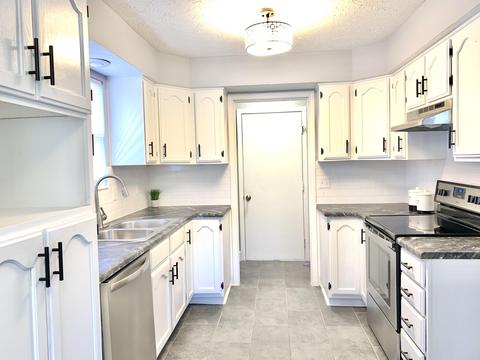 2830 W Primrose Ln, Springfield, MO 65807 photo 3
