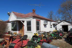 302 E Walker St, Ash Grove, MO 65604 photo 1
