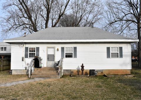 124 S Walnut Ave, Republic, MO 65738 photo 1