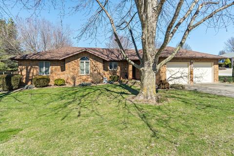 1321 W Meadowbrooke Dr, Ozark, MO 65721 photo 1