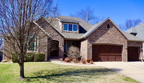 2049 S Emerald Pl, Springfield, MO 65809 photo 1
