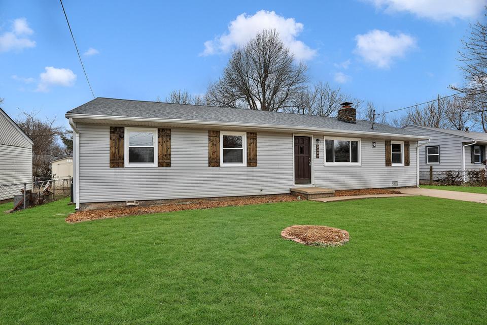  2302 W Madison St, Springfield, MO 65802 photo 1