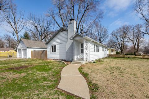 2345 E Seminole St, Springfield, MO 65804 photo 1