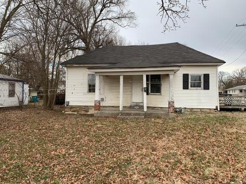 1943 W Thoman St, Springfield, MO 65803 photo 1