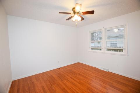 432 E Madison St, Marshfield, MO 65706 photo 10