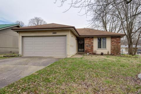 2060 S Roanoke Ave, Springfield, MO 65807 photo 1