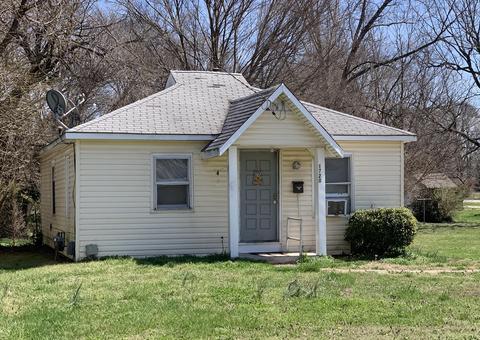1720 N Golden Ave, Springfield, MO 65802 photo 1