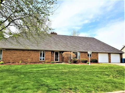 1404 Dierker Dr, Monett, MO 65708 photo 1