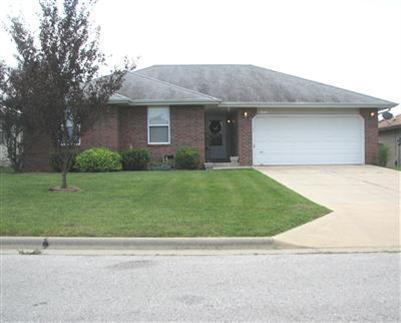 3104 W Scott St, Springfield, MO 65802 photo 1