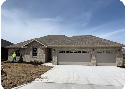 417 N Maple Crest Dr, Nixa, MO 65714 photo 1