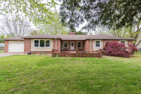 5744 S Hilltop Dr, Springfield, MO 65810 photo 1