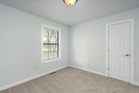 1649 N Old Orchard Ave, Springfield, MO 65803 photo 1