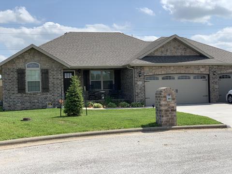 204 E Riverdown St, Clever, MO 65631 photo 1