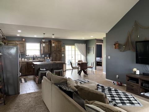 204 E Riverdown St, Clever, MO 65631 photo 8