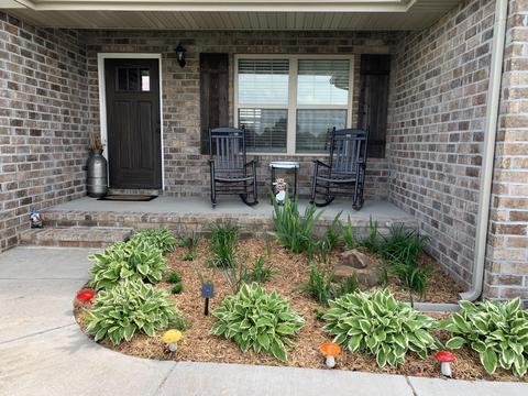 204 E Riverdown St, Clever, MO 65631 photo 2