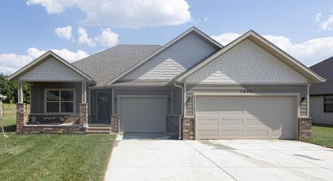 1832 N Bristol Ave, Springfield, MO 65802 photo 1