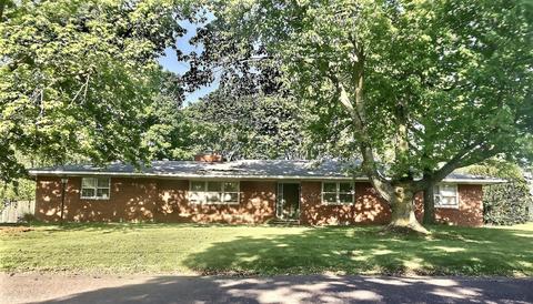 400 Pleasant Dr, Monett, MO 65708 photo 1