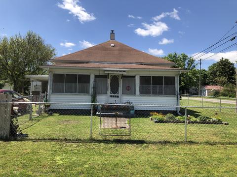 112 Olive St, Crane, MO 65633 photo 1