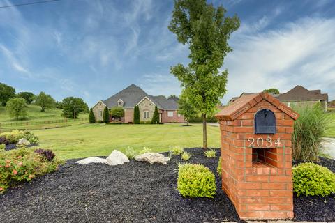 2034 N Tuscany Ln, Nixa, MO 65714 photo 1