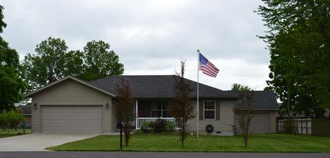 123 Circle Dr, Monett, MO 65708 photo 1