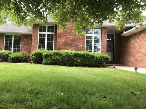 2163 E Sequiota St, Springfield, MO 65804 photo 1
