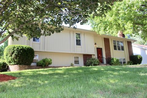807 E Manchester Dr, Springfield, MO 65810 photo 1
