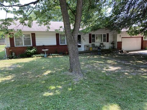 701 Crestview Dr, Monett, MO 65708 photo 1