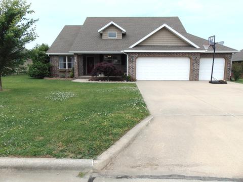 207 Sparrow Ln, Willard, MO 65781 photo 1