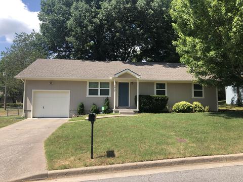 2407 E Manitou St, Joplin, MO 64801 photo 1