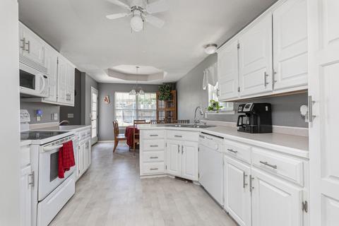 707 Aurora Ct, Nixa, MO 65714 photo 8