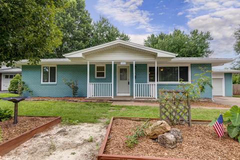 1002 Edgewood St, Springfield, MO 65807 photo 1